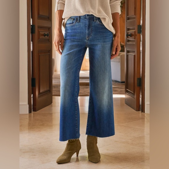 Frank & Eileen Denim - Frank & Eileen Women's Galway Cropped Wide-Leg Raw Hem Soft Jeans  | Size:  29